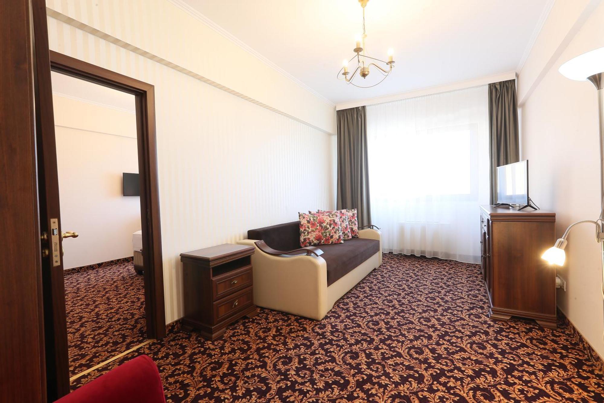 Hotel Impero Oradea Extérieur photo